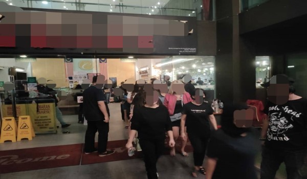 Antara warga asing yang ditahan dalam serbuan berkenaan
